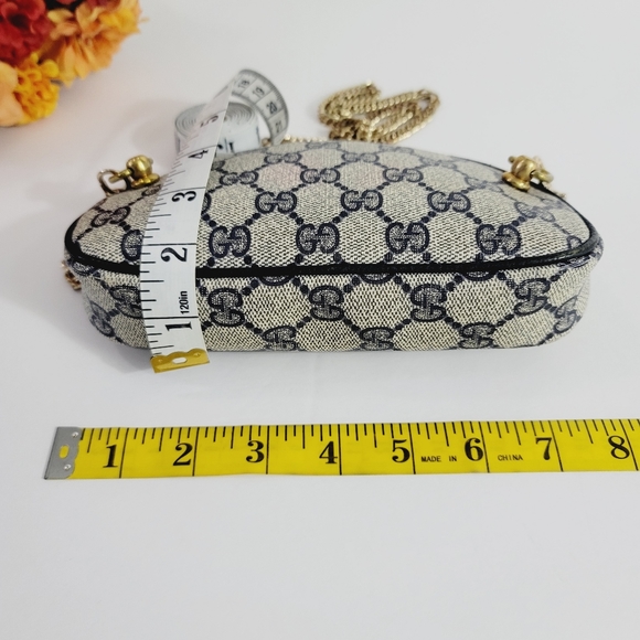 GUCCI CROSSBODY PURSE - Picture 5 of 11